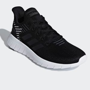 **SOLD** NWT Adidas Blk Asweerun Sneakers Size 6.5